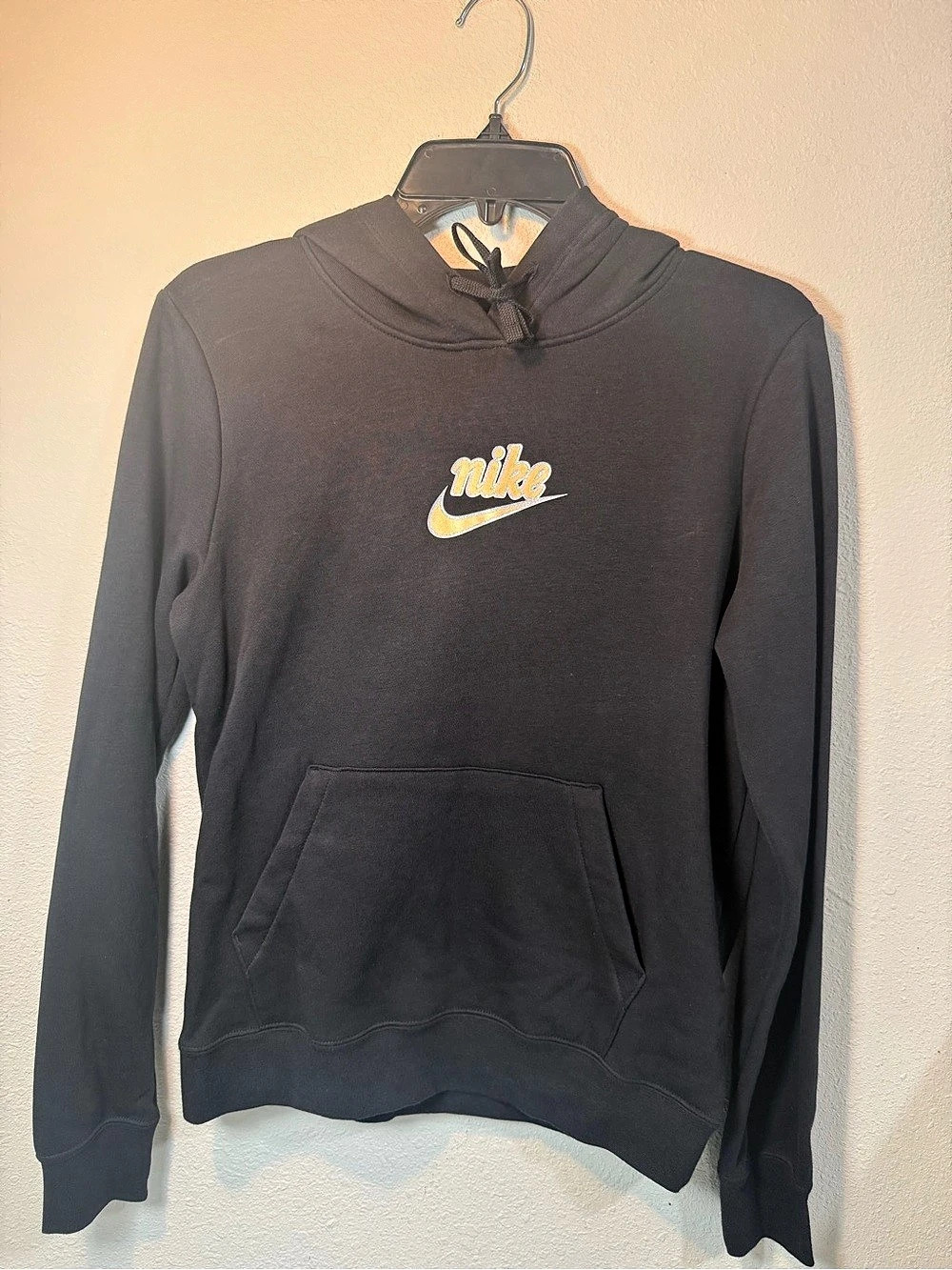 Nike Women's Club Fleece Pullover Hoodie Black Medium